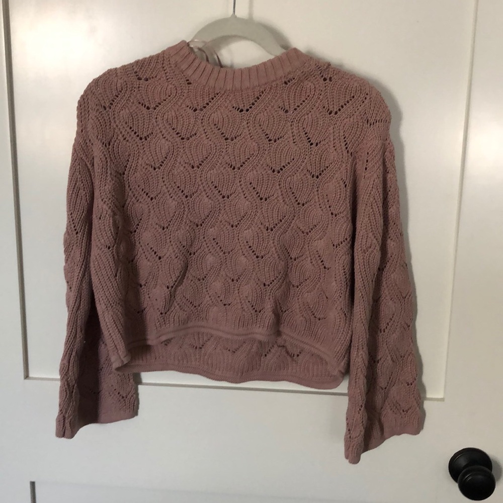 Cute Pink cropped knitted sweater